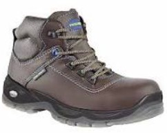 [TC5860] BOTA PREMIUM CON CASQUILLO # 5 COLOR CAFE