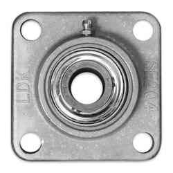 [A-16280] CHUMACERA DE PARED  4T.    UCF206-20 1-1/4"  INOX.