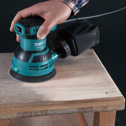 [M9204B] LIJADORA MAKITA MT AZUL 5”    240W
